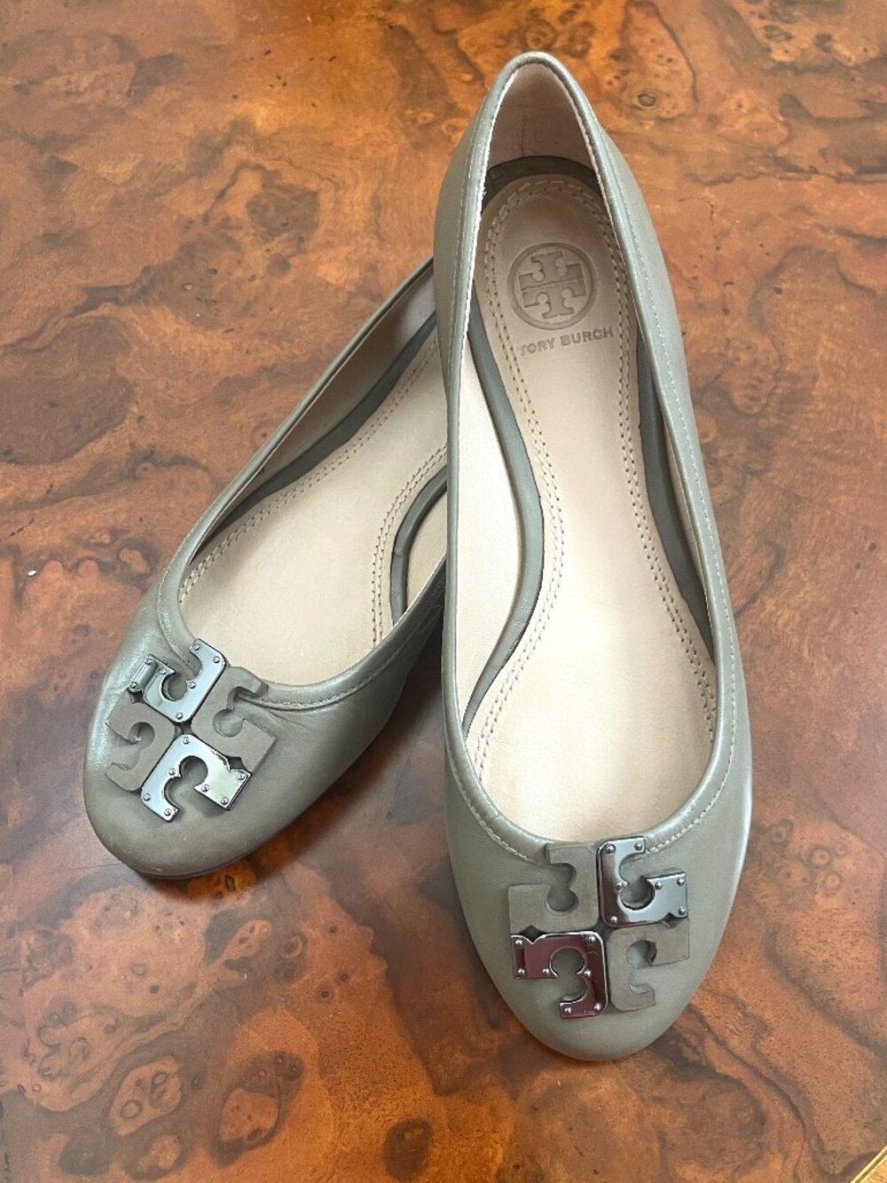 Tory Burch Leather Ballet Flats Taupe Brown Size 7.5 M
